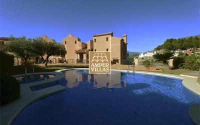 Beautiful and spacious duplex apartment with panoramic views.